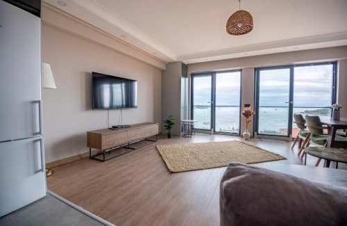 Kabatas Apartment | New and Modern Flat with Sea View