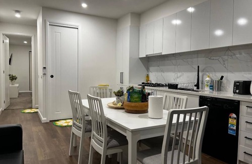 Mulgrave House | New and Sophisticated Home