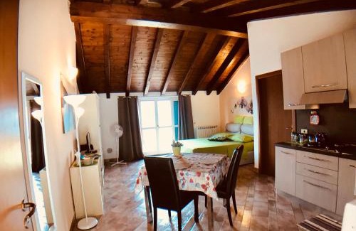 Fiumelatte Apartment | New Attic Lake View 4