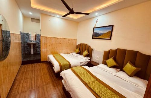 Sitapur Hotel | NEW BASERA HOTEL
