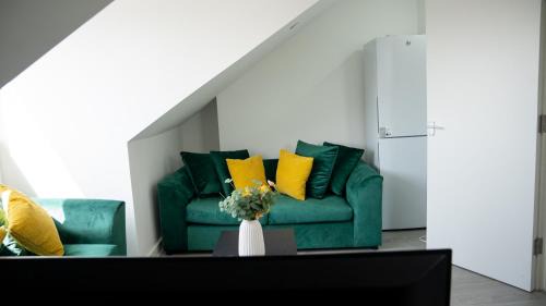 Plasnewydd Apartment | New Build 3 Bedroom Flat Cardiff