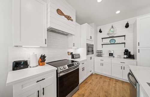 Freeport House | New Build! Beach Front Luxury House w/Ocean Views & Breeze