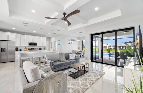 Diplomat Villa | New build from 2023 impresses with its modern yet cozy interior and heated pool