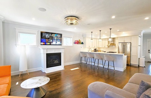 Boston House | New Built XL Modern House Near Tenean Beach,UMass Boston,Highway. With EVCharger