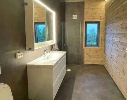 Risor House | New Cabin With Sea View In Risør