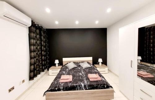 San Gwann Apartment | New&Cosy Apartment with Balcony