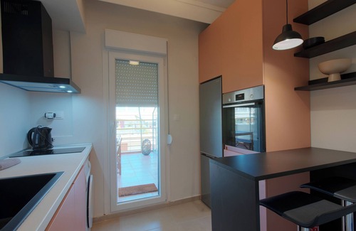 Thessaloniki Apartment | New Cozy Apt with Balcony close to Metro