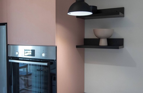 Thessaloniki Apartment | New Cozy Apt with Balcony close to Metro