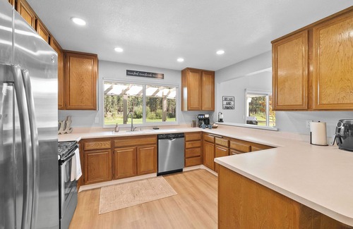 Plumas Eureka Estates House | New! Cozy Fairway Escape - Views, Fast WiFi, EV Ready