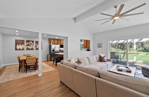 Plumas Eureka Estates House | New! Cozy Fairway Escape - Views, Fast WiFi, EV Ready