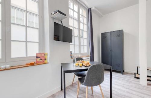 Arsenal Apartment | New & Design Studios in the Heart of Le Marais
