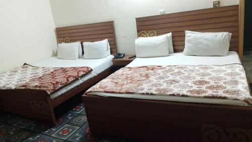 Multan House | New Era Guest House And Hotel
