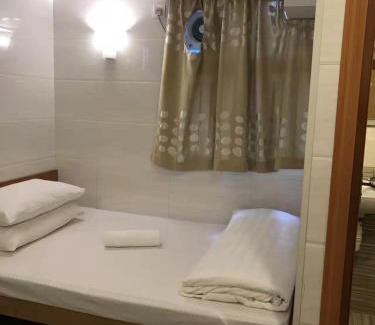 Tsim Sha Tsui Hotel | New First Guesthouse 新第一宾馆