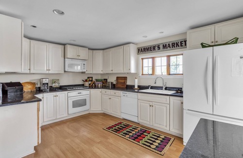 Canaan Valley House | NEW! Home Port - Spacious Retreat in Prime Location