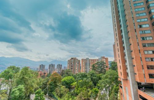 El Tesoro Apartment | NEW! Homey Loft El Tesoro-Fast Wifi