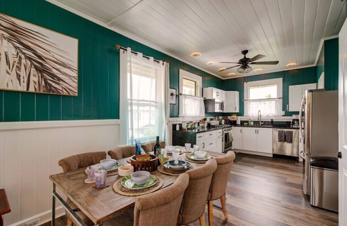 Hilo House | New - HulaHouse wAC - 3BR Hilo