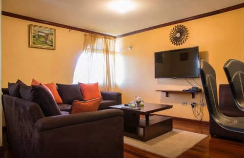 New Kingston Apartment | New Kingston Guest Apt at Dorchester