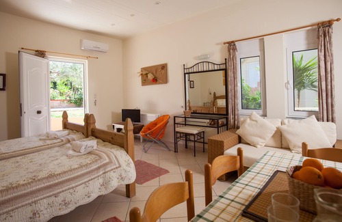Daratsos Hotel | New Kydonia Suites & Studios
