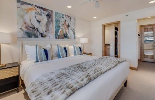 Aspen Apartment | New Listing 2BR 2BA Condo - Mountain Views
