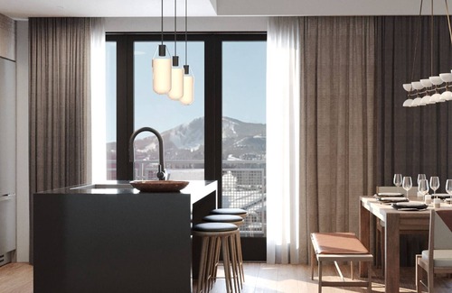 Park City Resort | NEW LISTING~5 Star Pendry Residence~SKI-IN SKI-OUT~ROOF TOP POOL~2 Kings~3 Bath