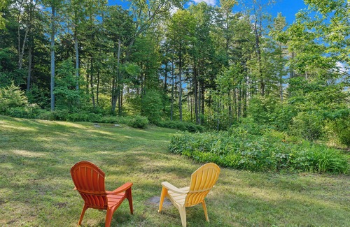 Brownsville Cottage | NEW LISTING Rustic Charm Meets Modern Comfort at Rock Haven Sugar House in Reading, VT