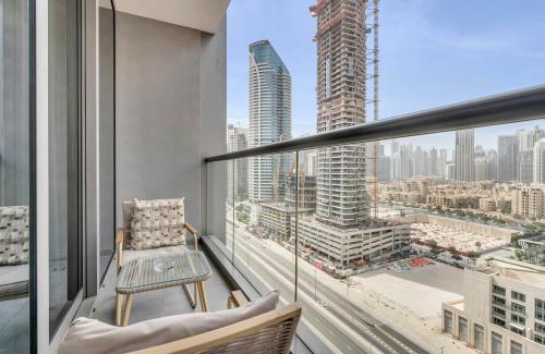 Al Quoz Apartment | New Luxury 1BR Apart Business Bay with Balcony