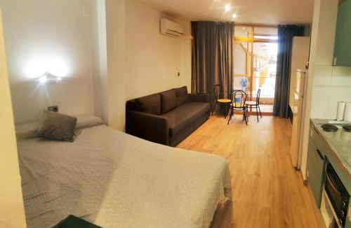 Salou Apartment | NEW NUEVO BRAND NEW A ESTRENAR LUXURY DE LUJO APARTAMENTO APARTHOTEL SALOU 12 months open! 12 meses abierto!