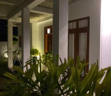 Gonagala Apartment | New Palms Villa Induruwa Homestay