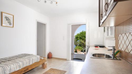 Gaios Apartment | New! PaxosWhite Sea View Apartments & Studios!
