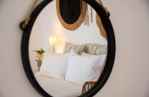 Gaios Apartment | New! PaxosWhite Sea View Apartments & Studios!