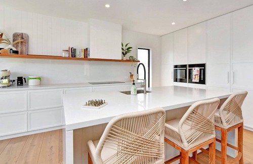 Wangi Wangi House | New Property Lake Breeze Point with Scenic Water Views at Wangi Wangi