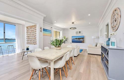 Silverwater House | New Property Silverwater Serenity Shores Absolute Waterfront On The Lake