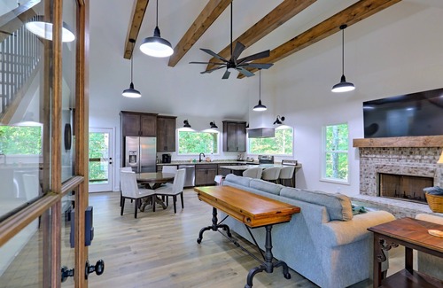 Dahlonega Cabin | New! Riverfront with Arcades & Firepit
