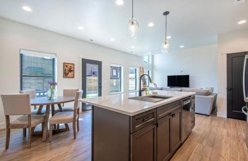 Driggs House | New Stone Peak Lodge