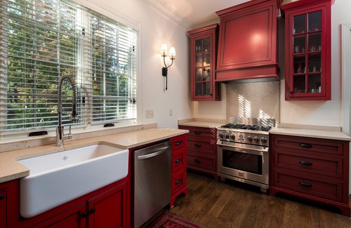 Crane Hill House | NEW TO RENTAL MARKET-4 BEDROOM-SMITH LAKE-NO STEPS TO LAKE-MAIN BODY