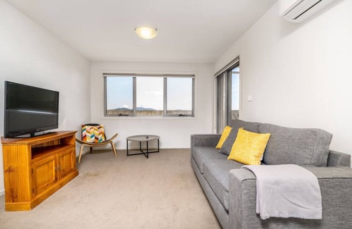 Wright Apartment | New to VRBO: Relaxing 2BR Apt in North Point Complex