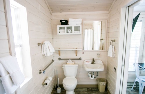 Steele Creek Cabin | New Waterfront Cabin On The Large Sundeck 1 Bedroom Cabin by Redawning