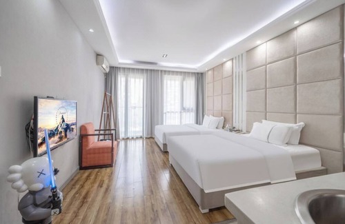 Gaoxin Hotel | Newconvention center at the WiskellHotel