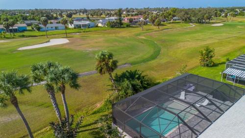 Oakland Hills House | Newley Built Heated Pool Golf course Views
