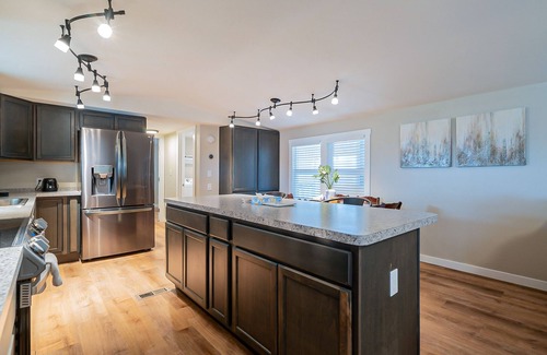 Apache Junction House | Newly updated home on spacious lot located outside of the city