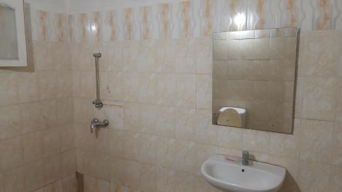 Cuvette Apartment | Ngoyo station puma