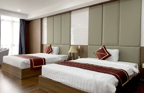Hai Ba Trung Hotel | Nguyen Quyen Hotel