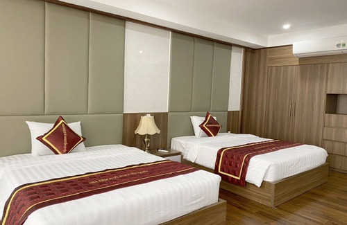 Hai Ba Trung Hotel | Nguyen Quyen Hotel