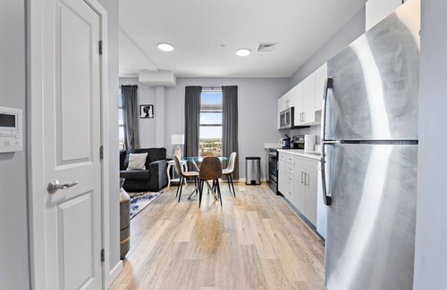 Everett Apartment | Nice 1BR Near Encore Boston 2837