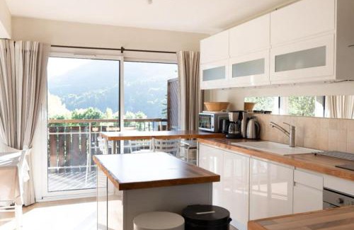 Forville Apartment | Nice 74 m near Old Briançon