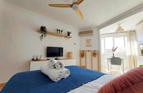Benalmadena Costa Apartment | Nice and Cozy Studio at the Beachfront