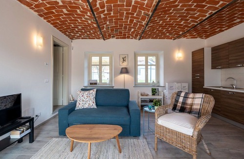 Costigliole d'Asti Apartment | Nice apartment for 2 guests with pool, WIFI, A/C, TV and patio