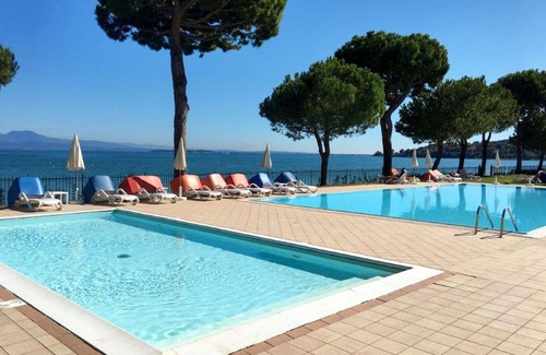 Monte House | Nice apartment in villa for 3 people with A/C, WIFI, pool, TV and terrace