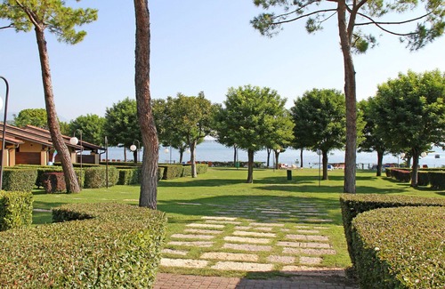 Monte House | Nice apartment in villa for 3 people with A/C, WIFI, pool, TV and terrace