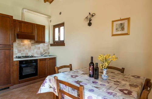 Scansano Villa | Nice apartment in villa for 6 people with WIFI, pool, TV, patio and pets allowed